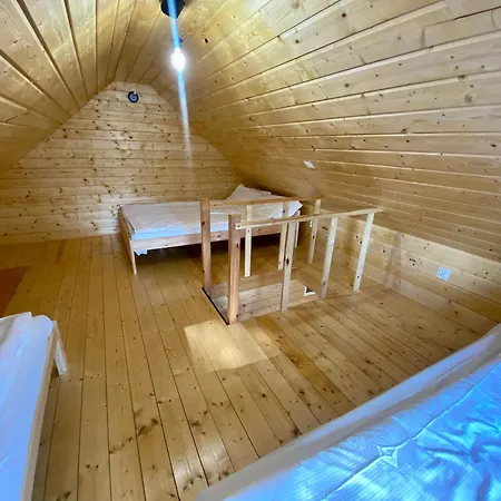 Nad Morzem- Family - Pirata 2 Dziwnów