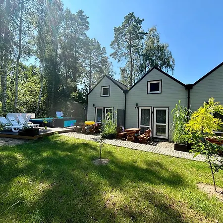 Nad Morzem- Family - Pirata 2 Dziwnów